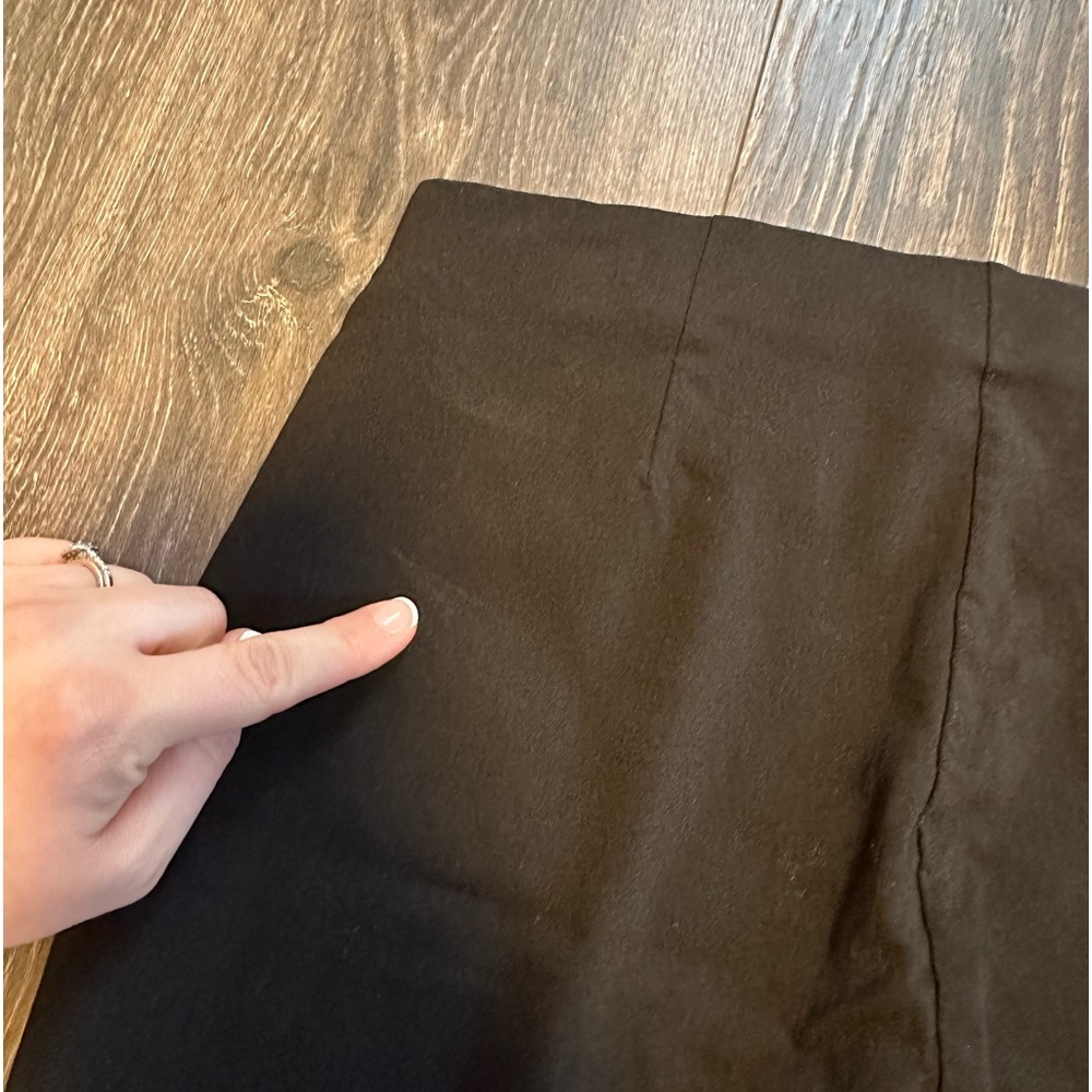 Michael Kors (Medium) Black Stretchy Plain Dress Pants with Stretchy Waistband - Picture 5 of 8